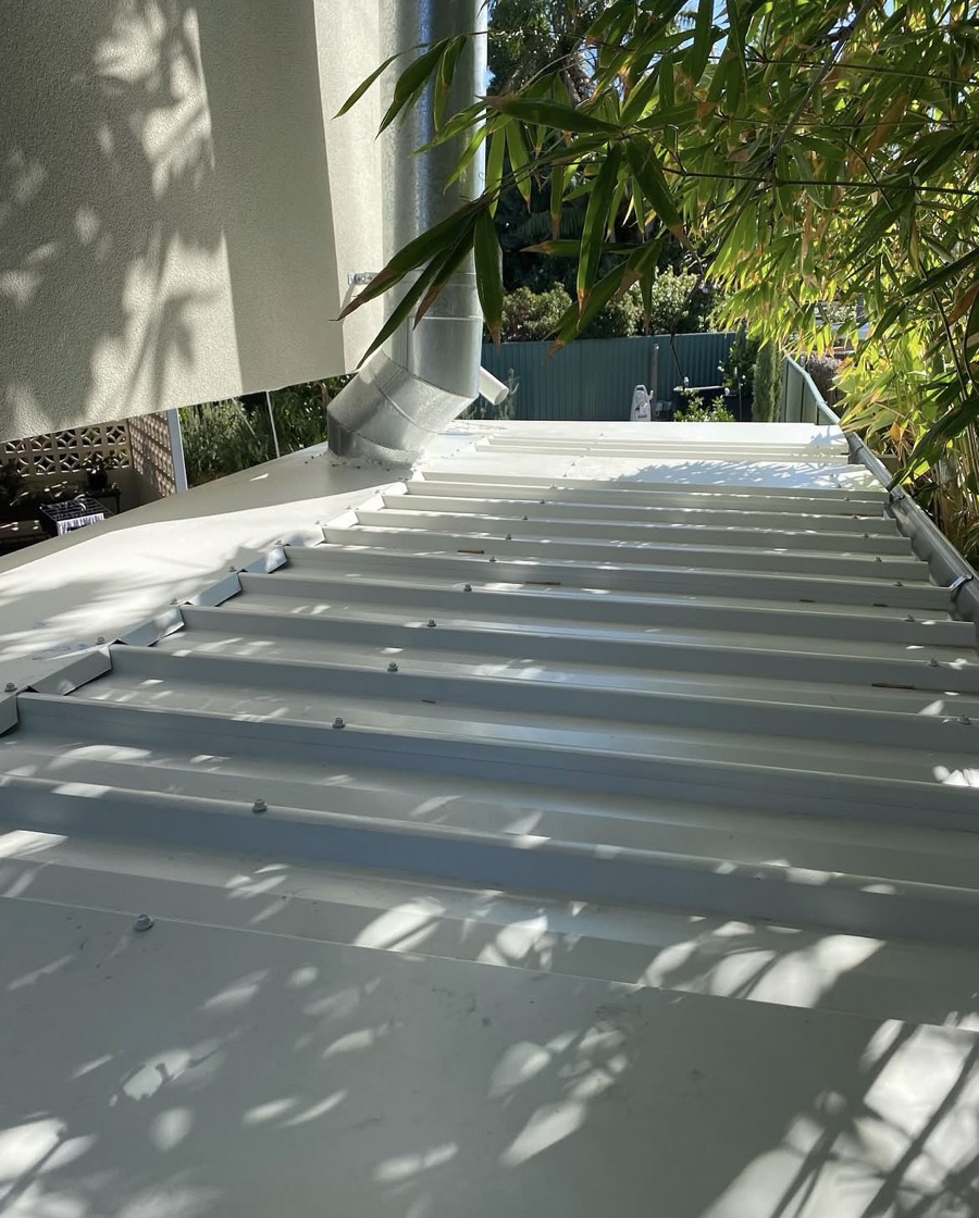 Patio roof and flashings